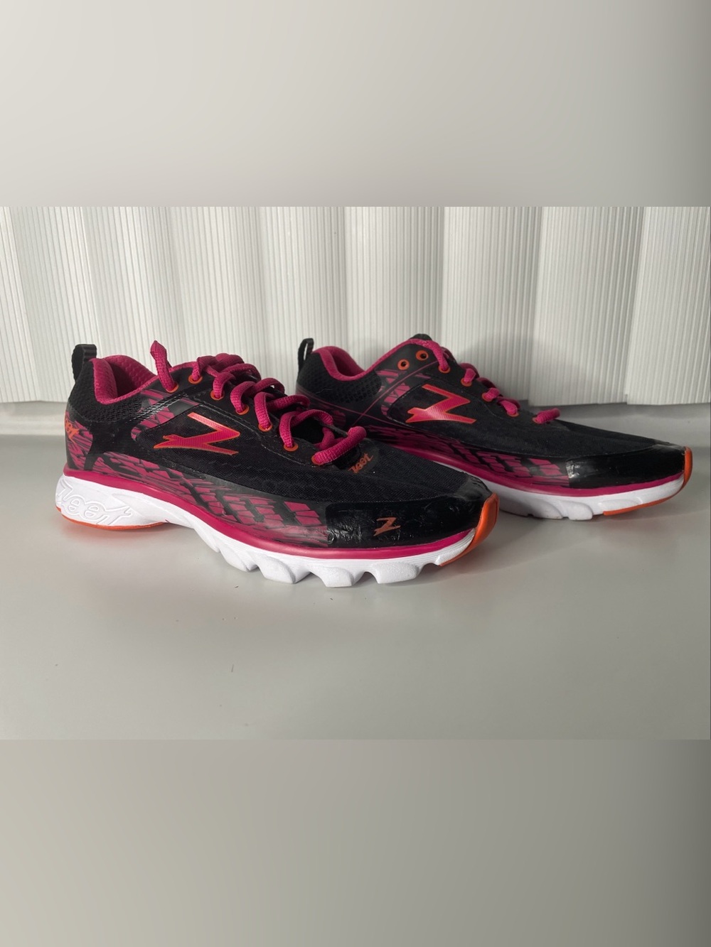 Zoot Ultra Race Blue Running Shoes Women's 8.5 Pink & Black Brand New Never Worn